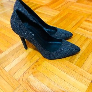 Black heels with glitter detail 6.5 size 7 fit